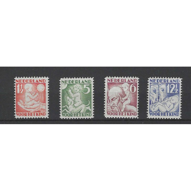 Nederland 232-235 Kind 1930 MNH/postfris  CV 70 €