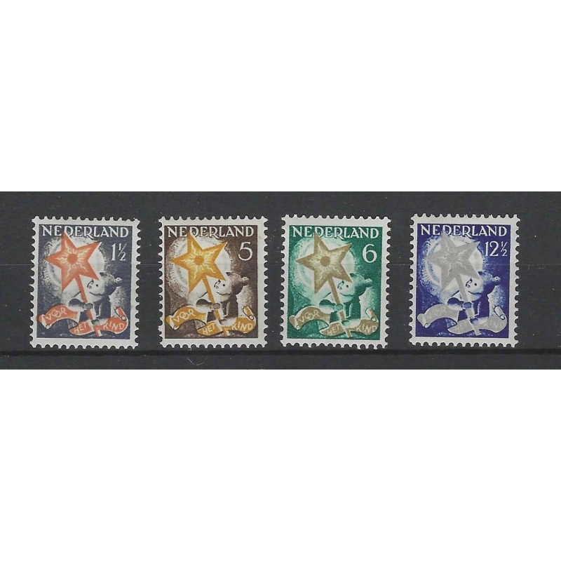 Nederland 261-264 Kind 1933 MNH/postfris  CV 107 €