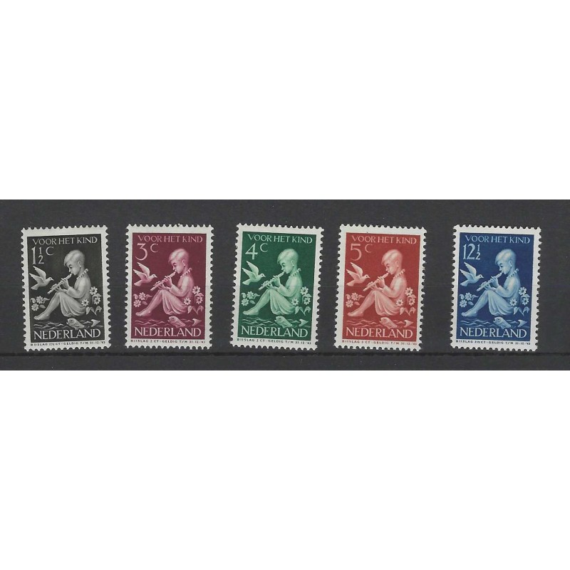 Nederland 313-317 Kind 1938  MNH/postfris CV 40 €