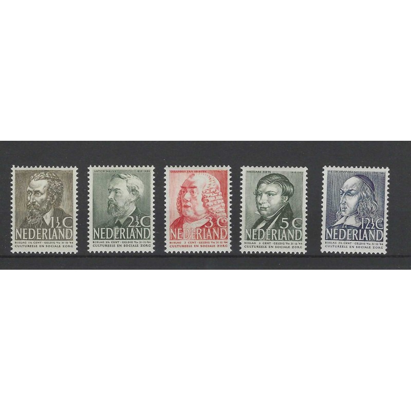 Nederland 318-322 Zomer 1939 MNH/postfris CV 33,5 €