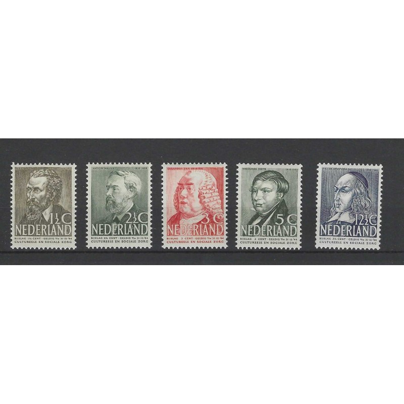 Nederland 318-322 Zomer 1939 MNH/postfris CV 33,5 €