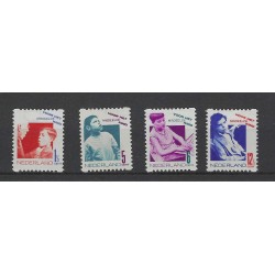 Netherlands R90-93 Syncopated perforation Child Welfare 1931 MH/unused CV 62 €