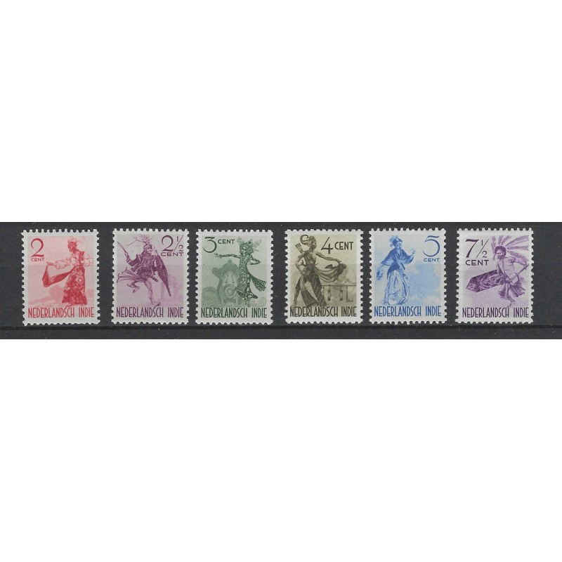 Dutch East Indies  298-303 Inheemse dames MNH  CV 3,50 €