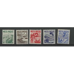 Dutch East Indies  317-321 Verschillende voorstellingen MNH  CV 2,0 €