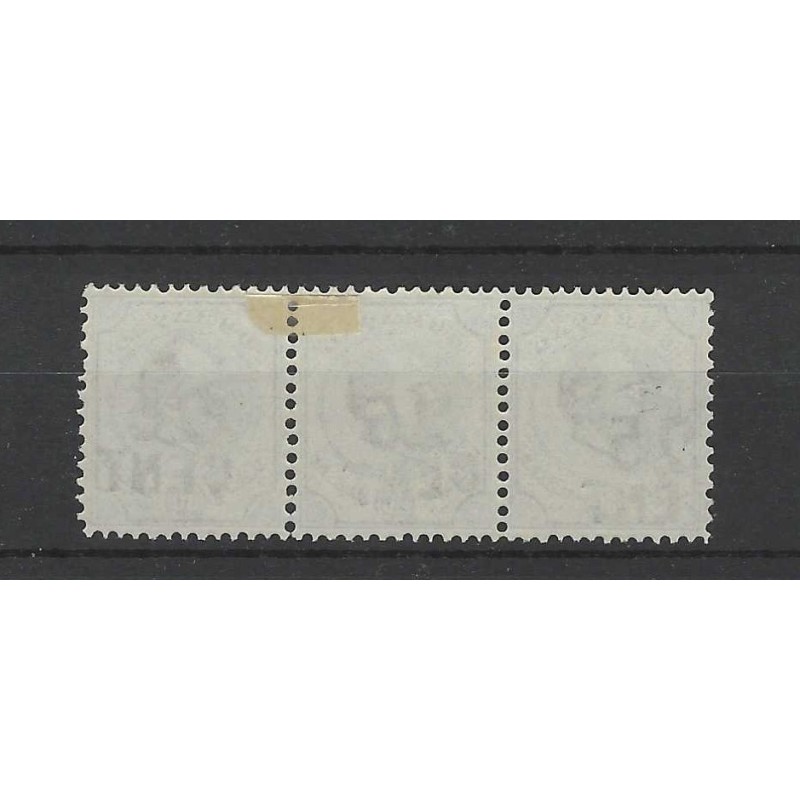 Curaçao  18 Hulpuitigfte strip of 3 MH/unused CV 70++ €Extremely fine !!
