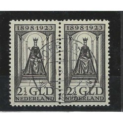 Netherlands 130 Wilhelmina 1923 pair VFU/used  CV 550 € !!SUPERB!!