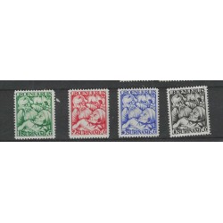 Suriname 141-144 Groene-Kruis  MNH/postfris  CV 90 €