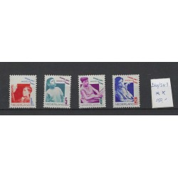 Nederland 240-243  Kinderzegels  MNH/postfris  CV 150 €