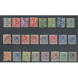 Netherlands R33-56  Syncopated perforation VFU/used  CV 245 €