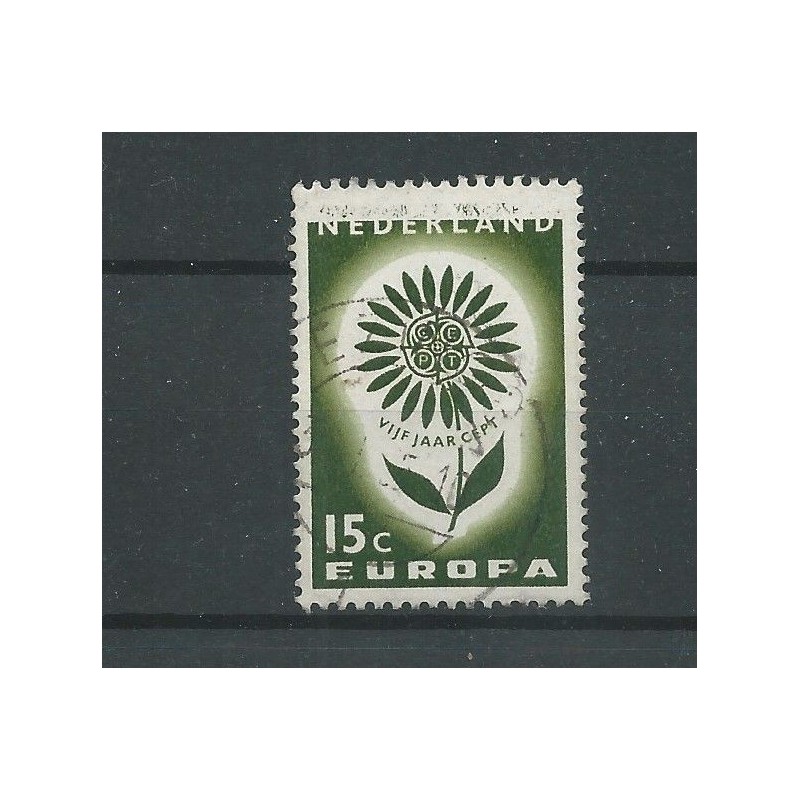 Nederland 827  MISDRUK/wegvallen groene kleur  VFU/gebr  CV  ?? €