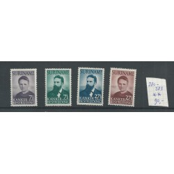 Suriname  280-283 Röntgen and Curie  MNH  CV 90 €