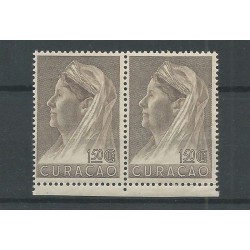 Curaçao 136 Wilhelmina 1,5Gld  pair MNH CV 200 €  EXTREMELY FINE !!