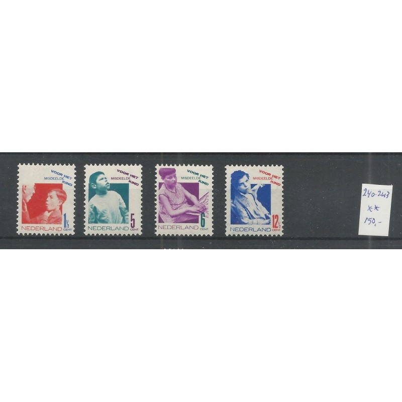 Nederland 240-243 Kind 1931 MNH/postfris  CV 150  €