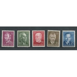 Netherlands 641-645 Summer 1954  MNH  CV 32 €