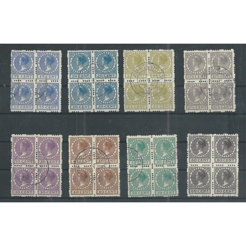 Nederland R33-56 Vierzijdige Roltanding in blokken van 4 VFU/gebr CV 1226 €  PRACHT !!