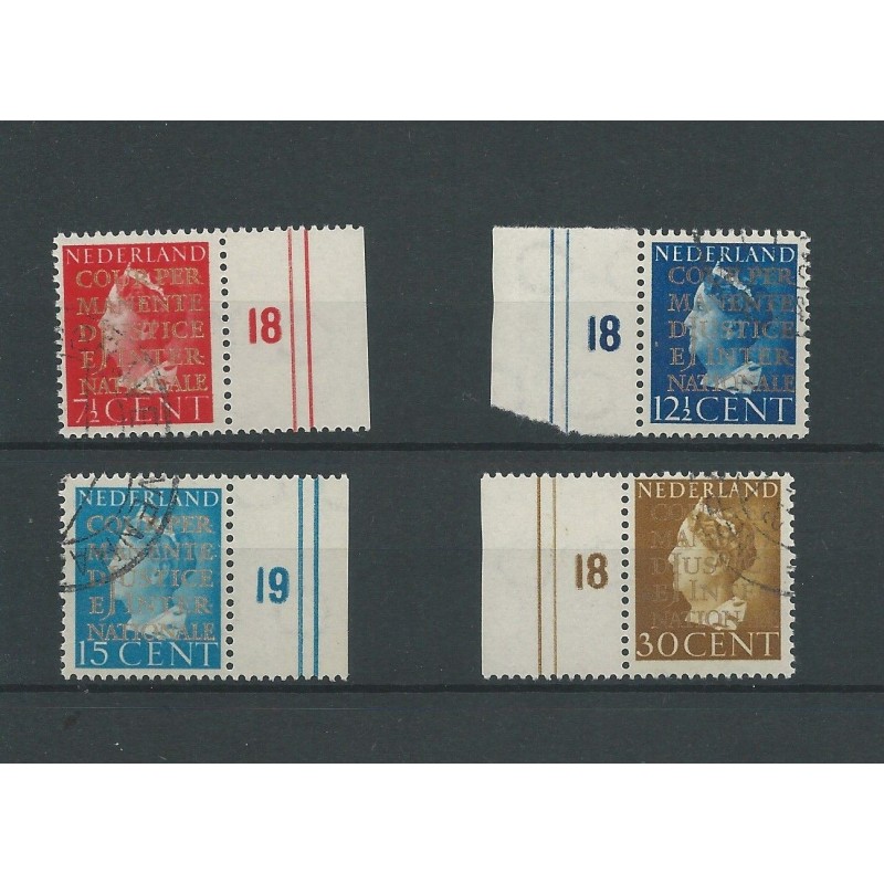 Netherlands  D16-19 OFFICIAL with sheet margin  VFU/used  CV 40 €